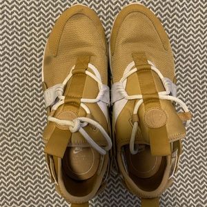 Nike City Low Huarache